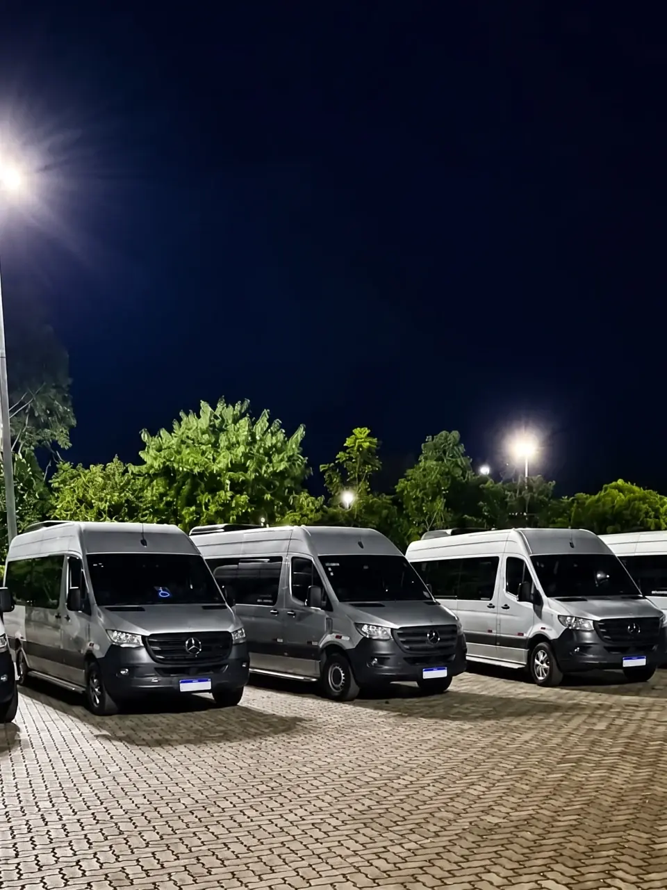 Van executiva Roas Transfer para aluguel de van em Brasília